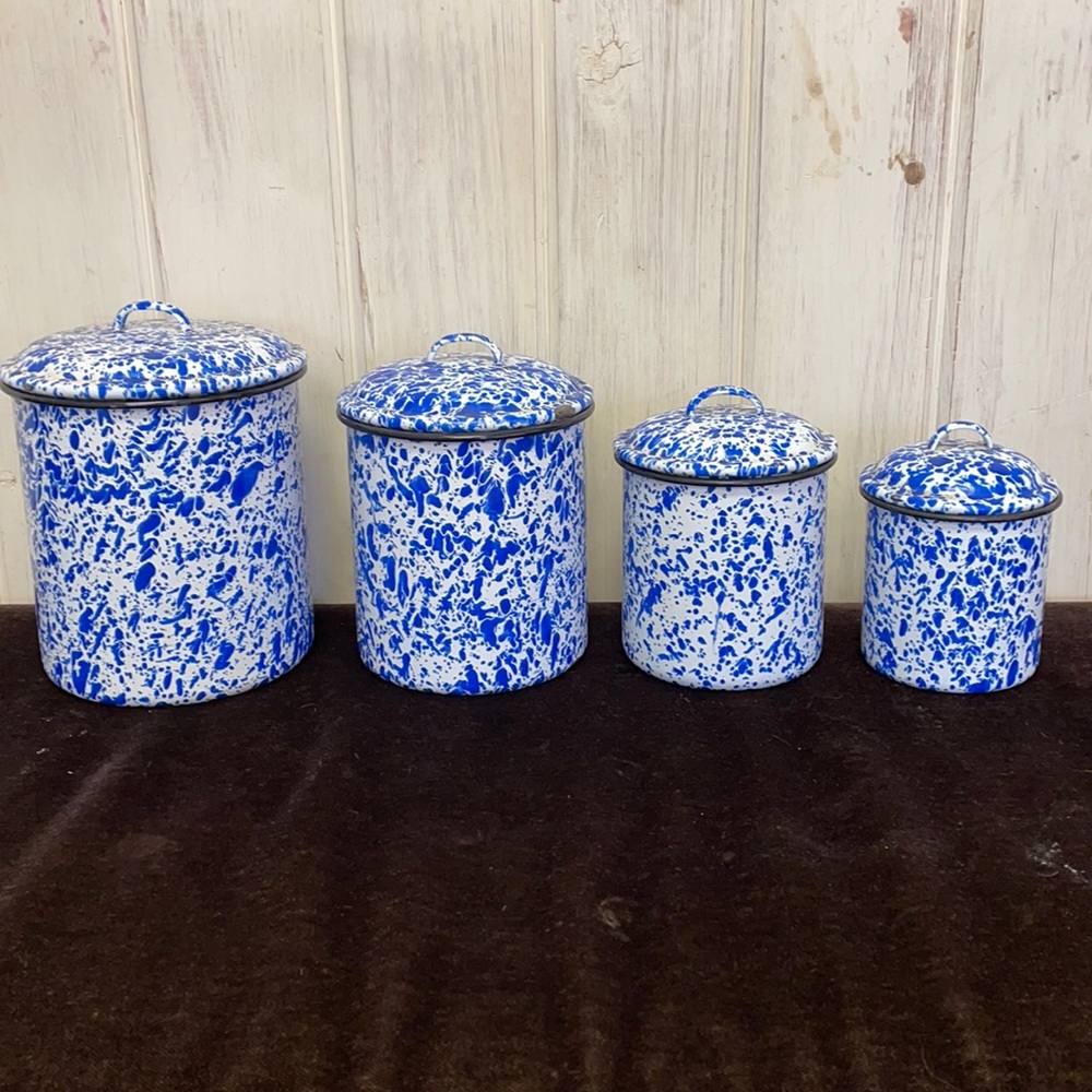 Kitchen canisters